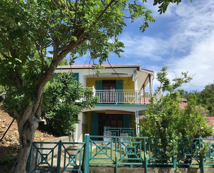 Case A Lili, Joli Bas De Villa Face A La Mer. Terre-De-Haut Exterior foto